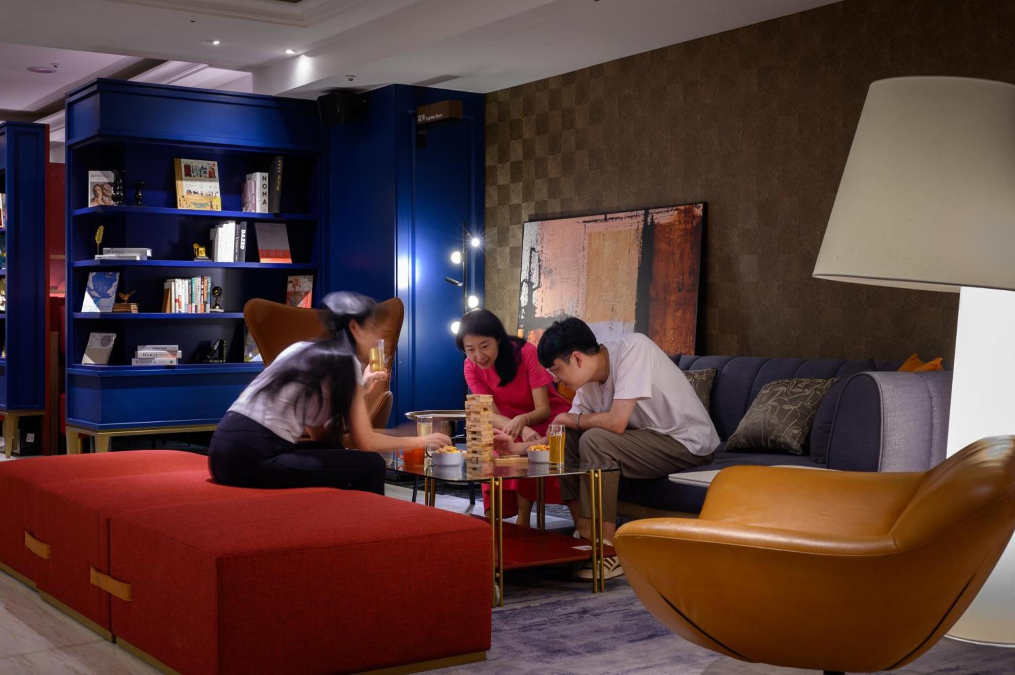 Olah Poshtel Taichung Wenxin Hotel Exterior photo