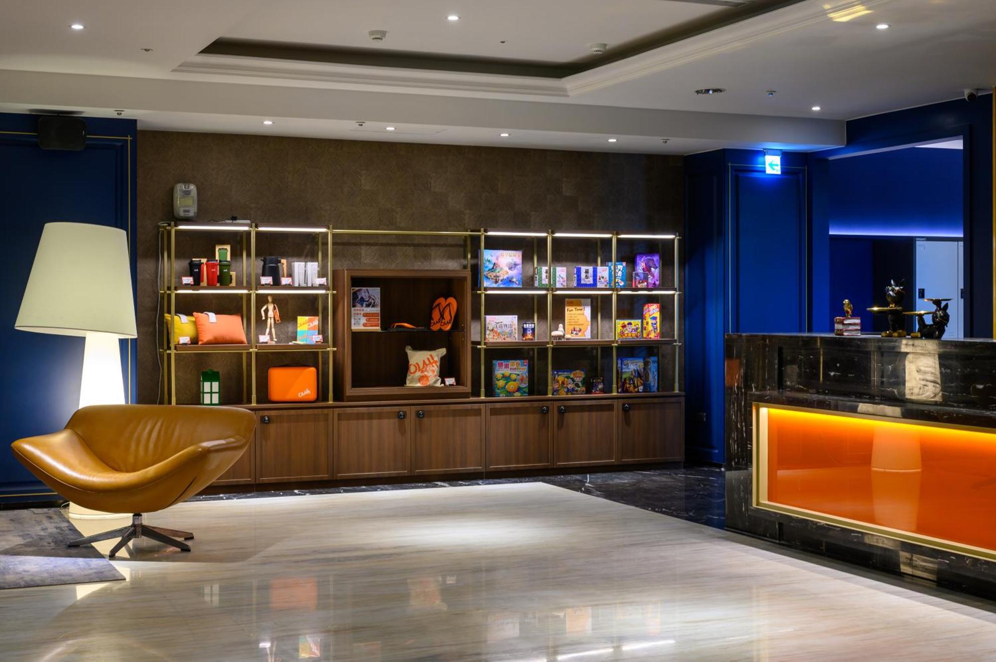 Olah Poshtel Taichung Wenxin Hotel Exterior photo